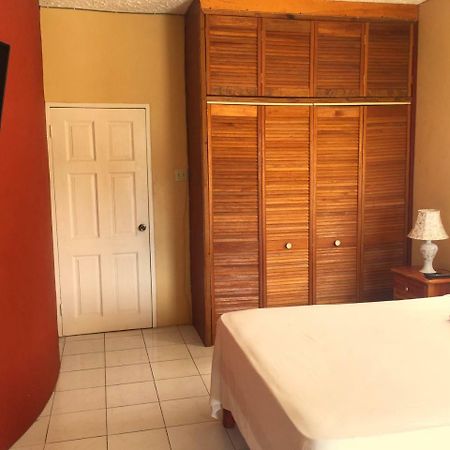 Yaad Hostel Montego Bay Exterior foto