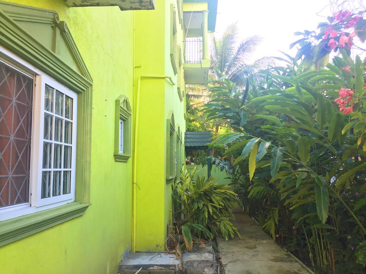 Yaad Hostel Montego Bay Exterior foto