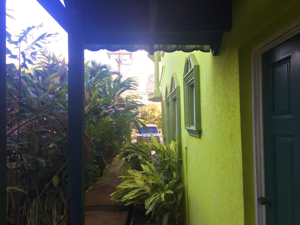 Yaad Hostel Montego Bay Exterior foto