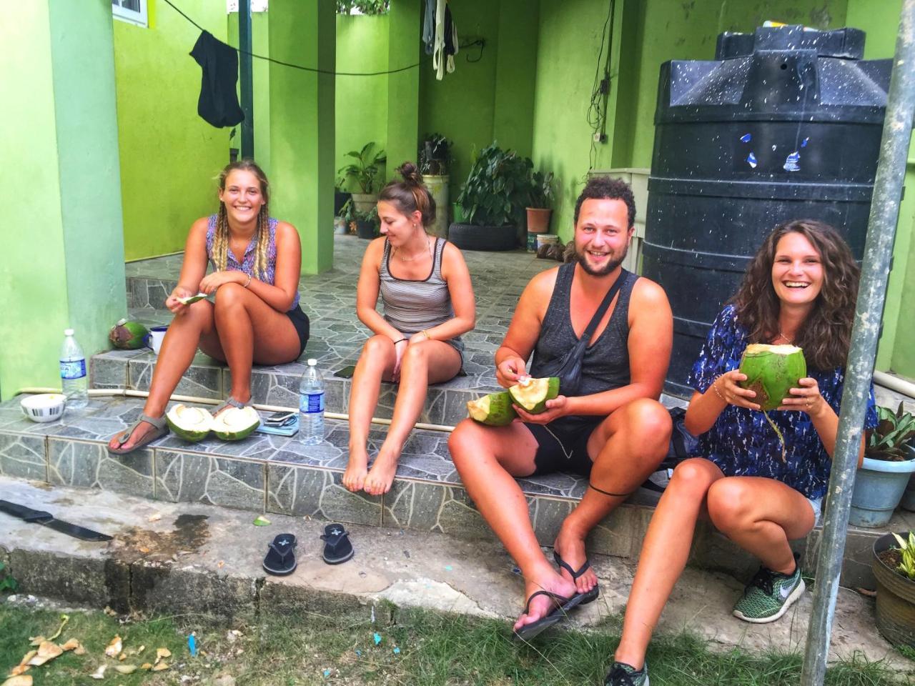 Yaad Hostel Montego Bay Exterior foto