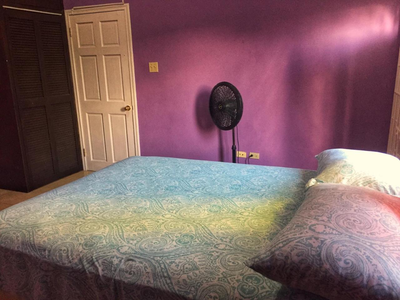 Yaad Hostel Montego Bay Quarto foto